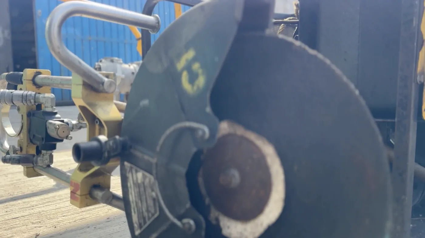 Cortadora de riel ferroviario con disco abrasivo